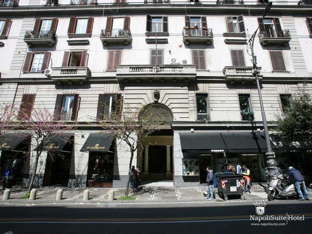Отель Napoli'S Gold Экстерьер фото
